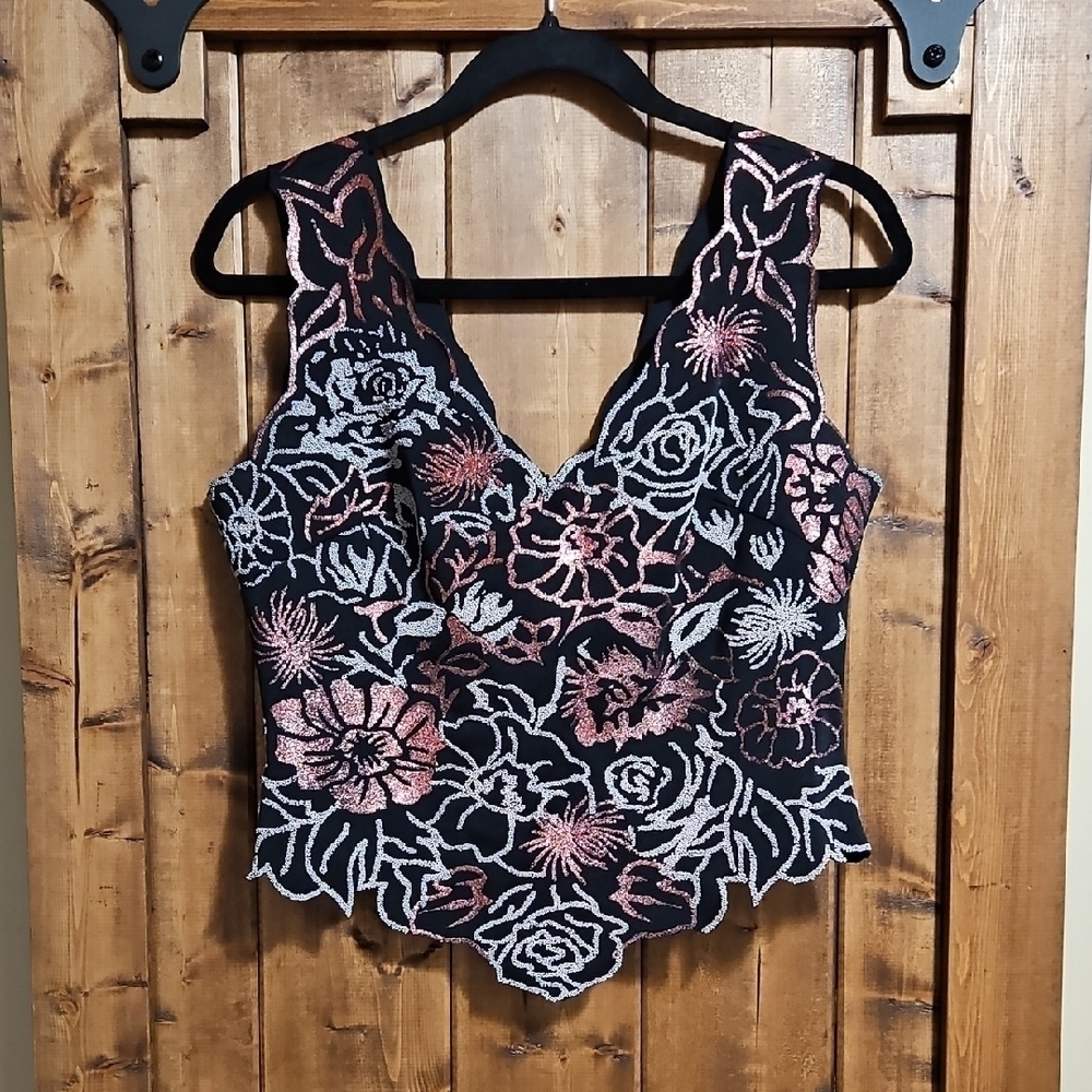 Nikki Italy Pink Metallic Floral Bead Fitted Top Size 11 (Juniors)